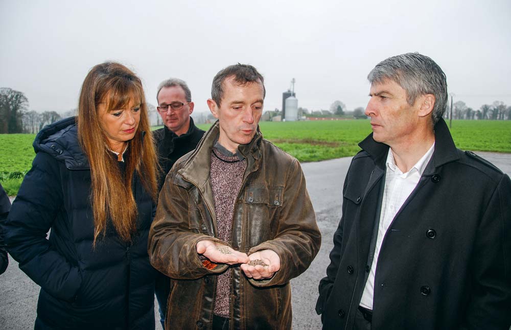 De gauche à droite : Christine Larsonneur, directrice de l’association « Blé noir tradition Bretagne » ; Franck Adenys, président ; Michel le Friant, Triskalia ; Olivier Allain, vice-président Région Bretagne. - Illustration La filière blé noir veut se renforcer