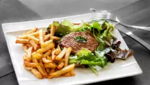 steak-frite-viande-alimentation-restau