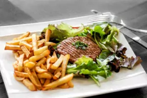 steak-frite-viande-alimentation-restau