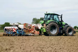 Seuls les ETA possédant un agrément phytosanitaire sont autorisées à semer du maïs avec application de micro-granulé pour la protection de la semence contre le taupin.