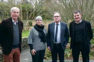 Les élus à la Chambre d’agriculture, Alain Tiengou, Danielle Even et Jean-Jacques Ren,é autour du député européen Alain Cadec, se sont félicités de voir les efforts des agriculteurs enfin récompensés par la sortie de contentieux du bassin versant de l’Ic.