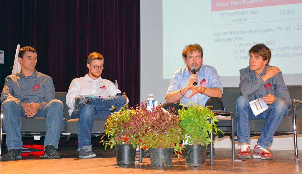 Les intervenants lors de l’assemblée générales des Jeunes Agriculteurs, le 12 mars, à l’Hermitage. - Illustration Une nouvelle aide des territoires pour encourager l’installation