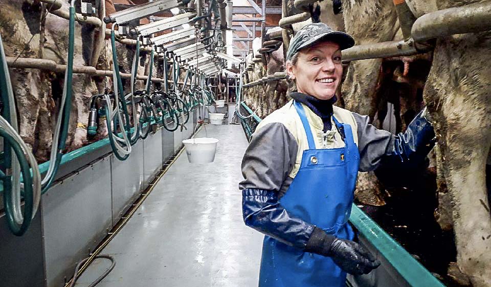 Valérie, Salariée dans un élevage de 150 vaches laitières avec 3 associés
