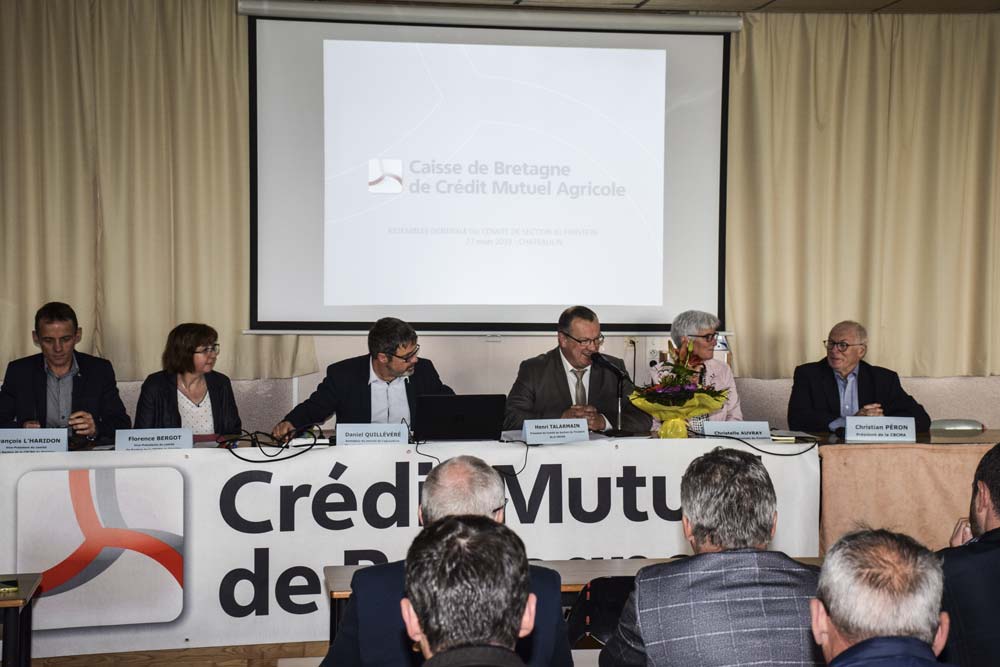 L'assemblée générale de la section finistérienne de la Caisse de Bretagne de Crédit Mutuel Agricole s'est tenue récemment à Châteaulin. - Illustration La fierté agricole