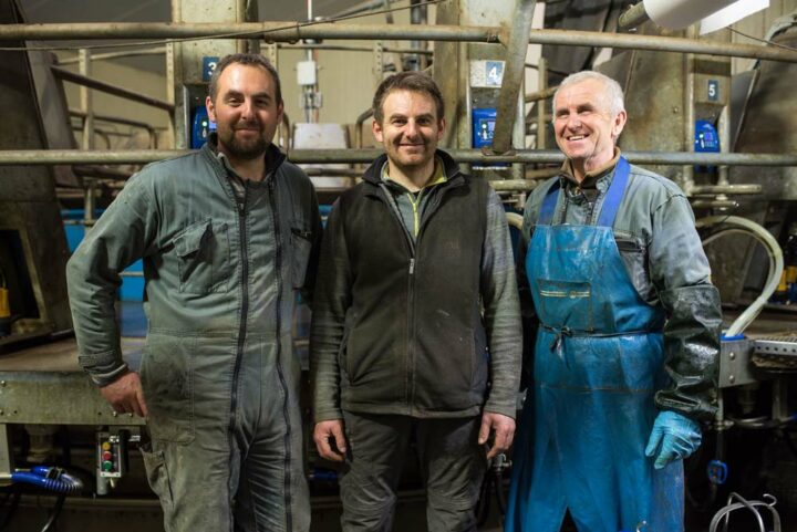 Benoît, Maxime et Jean-Yves, trois des associés du Gaec des Vosgelins. 