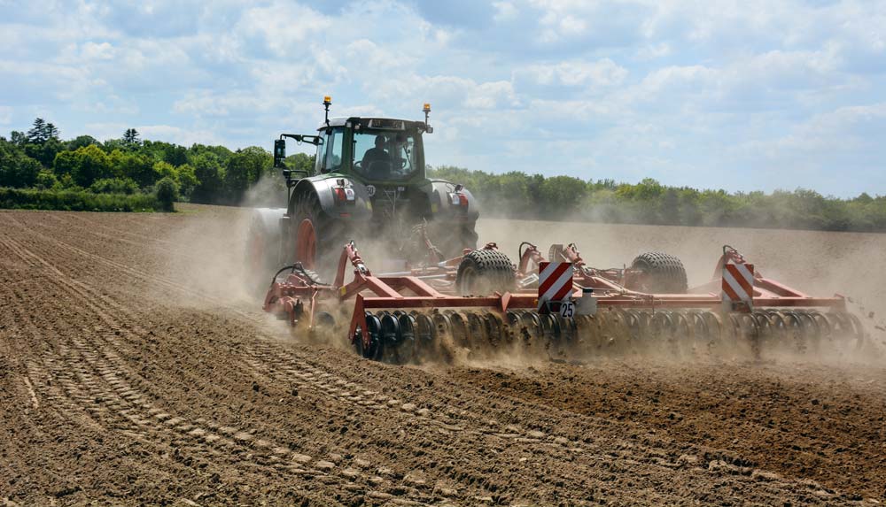  - Illustration Les déchaumeurs Horsch en démonstration