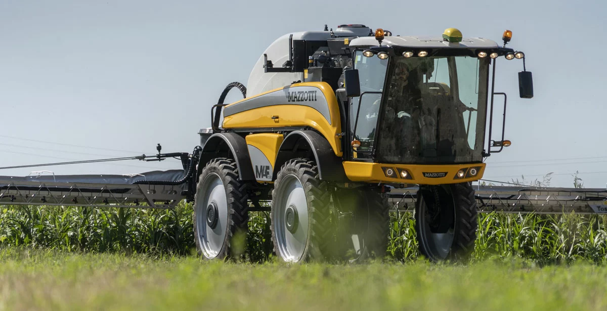  - Illustration En France, le réseau John Deere propose désormais des pulvérisateurs Mazzotti