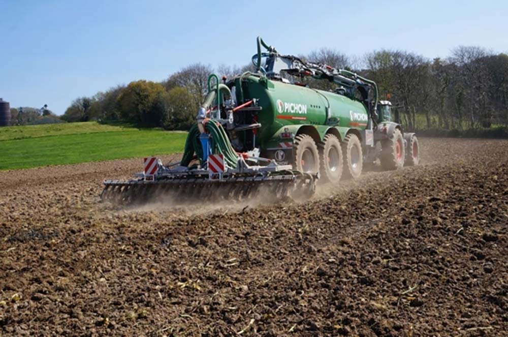  - Illustration Enfouir les produits organiques le plus vite possible