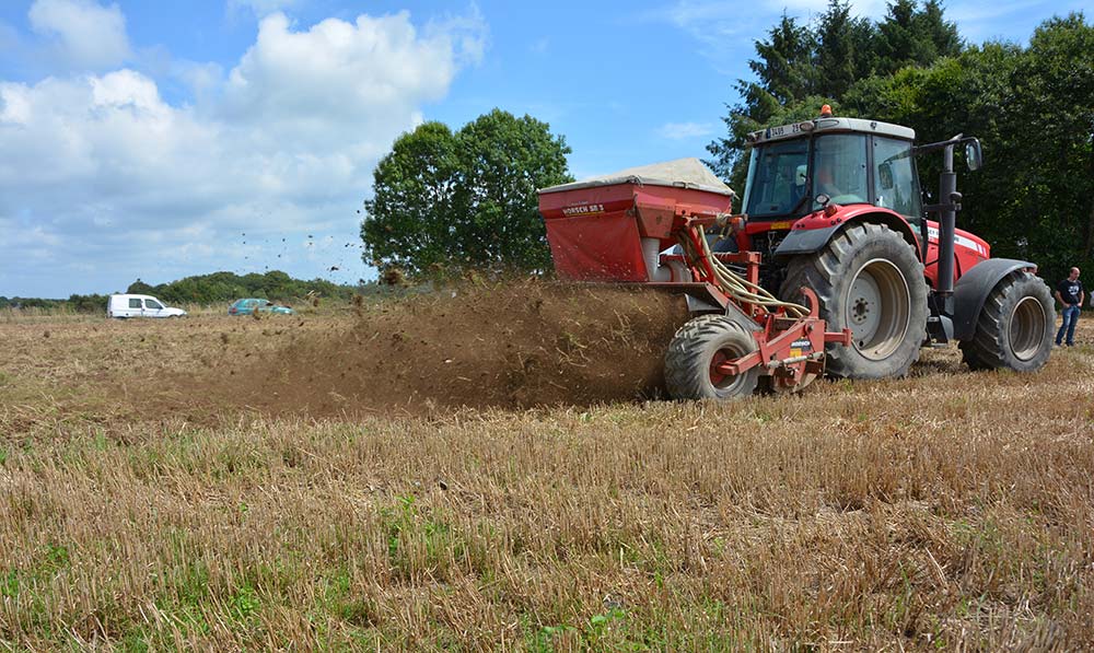  - Illustration Limiter l’érosion et la battance en semant sous mulch