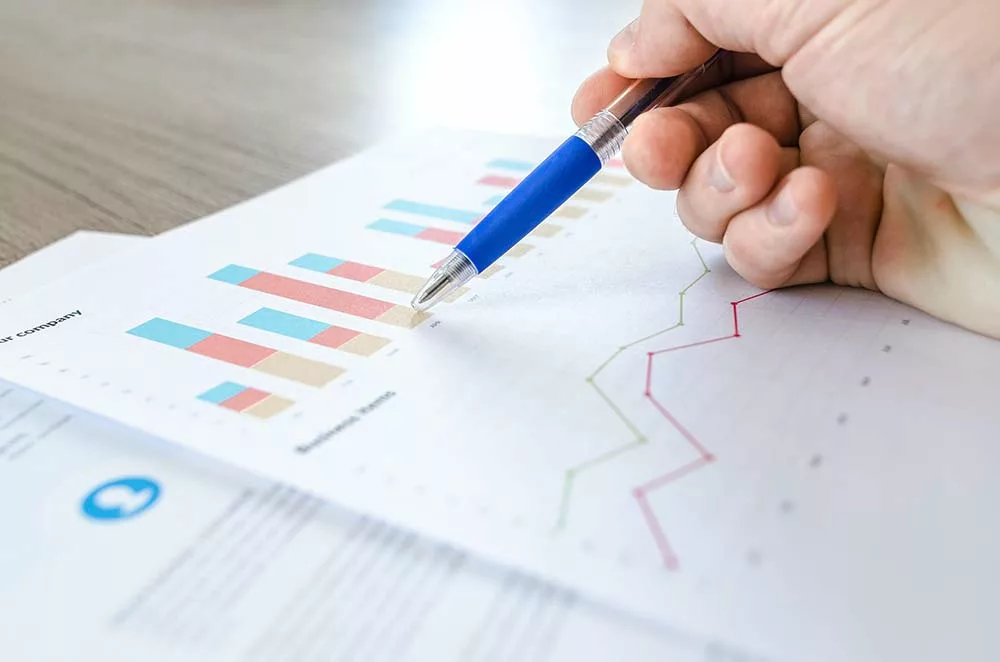 7518.hr - Illustration Une loi de Finances en faveur de la croissance verte