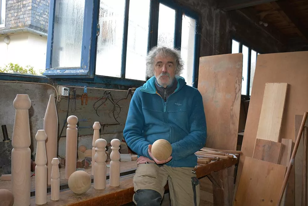 Dd7635.hr - Illustration Fabrication de jeux bretons, à qui le tour ?