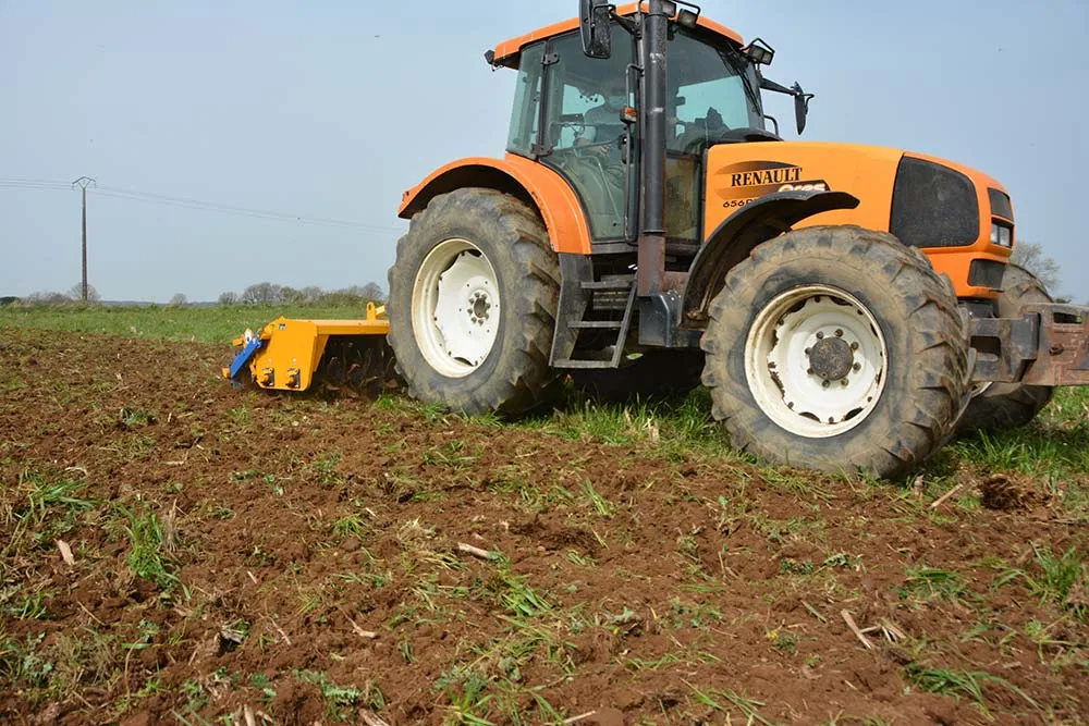 dd8341.hr - Illustration Détruire les pâtures sans glyphosate