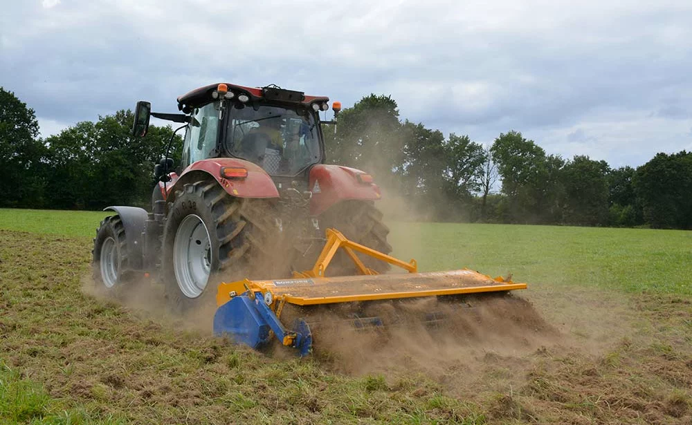 dd9517.hr - Illustration Détruire des prairies sans glyphosate et sans labour