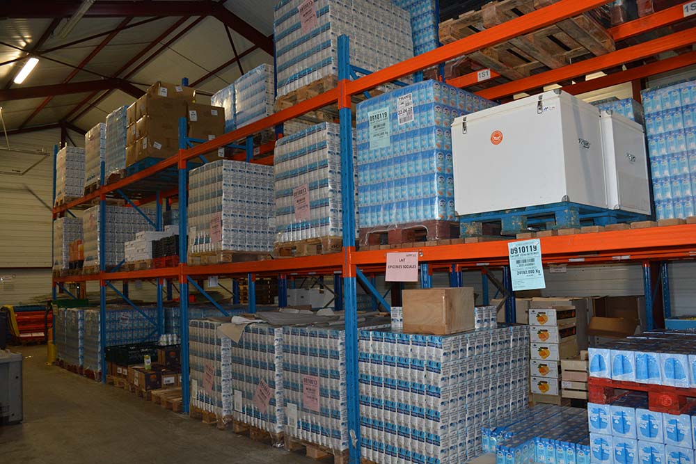 10747.hr - Illustration Un don de 1000 L approvisionne 20 familles en lait pendant un an