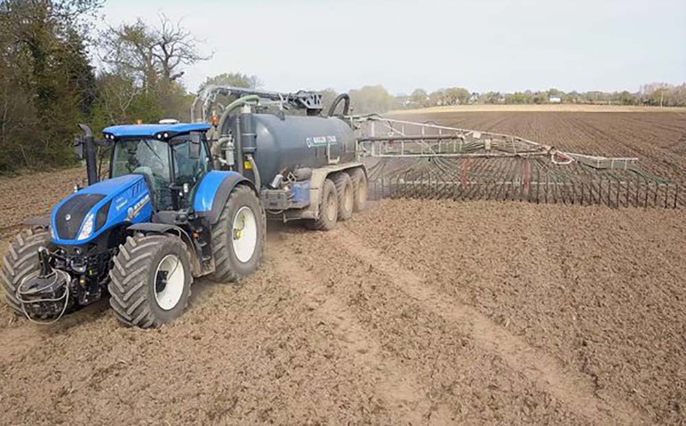 10844.hr - Illustration Lever le pied pour moins consommer