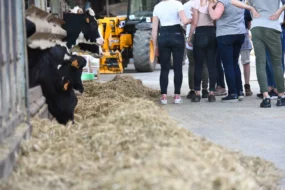 salon ferme confederation paysannejpg