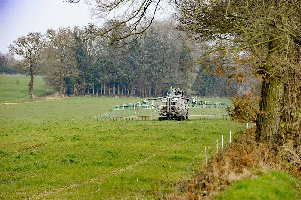 11475.hr - Illustration Bien déprimer puis fertiliser juste