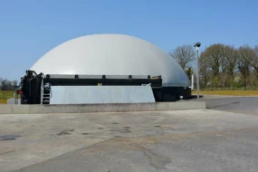 Une station de méthanisation produisant du biogaz en Bretagne.