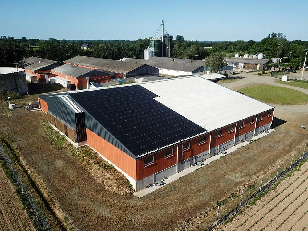 12244.hr - Illustration 250m² de photovoltaïque en autoconsommation