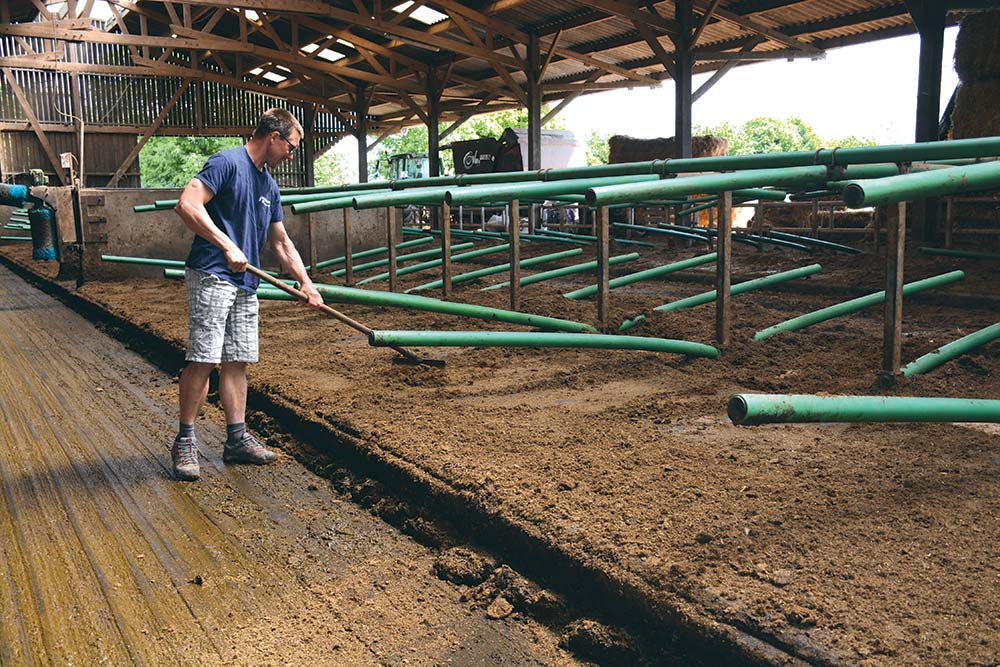 12247.hr - Illustration Les effluents deviennent compost et litière grâce au séparateur