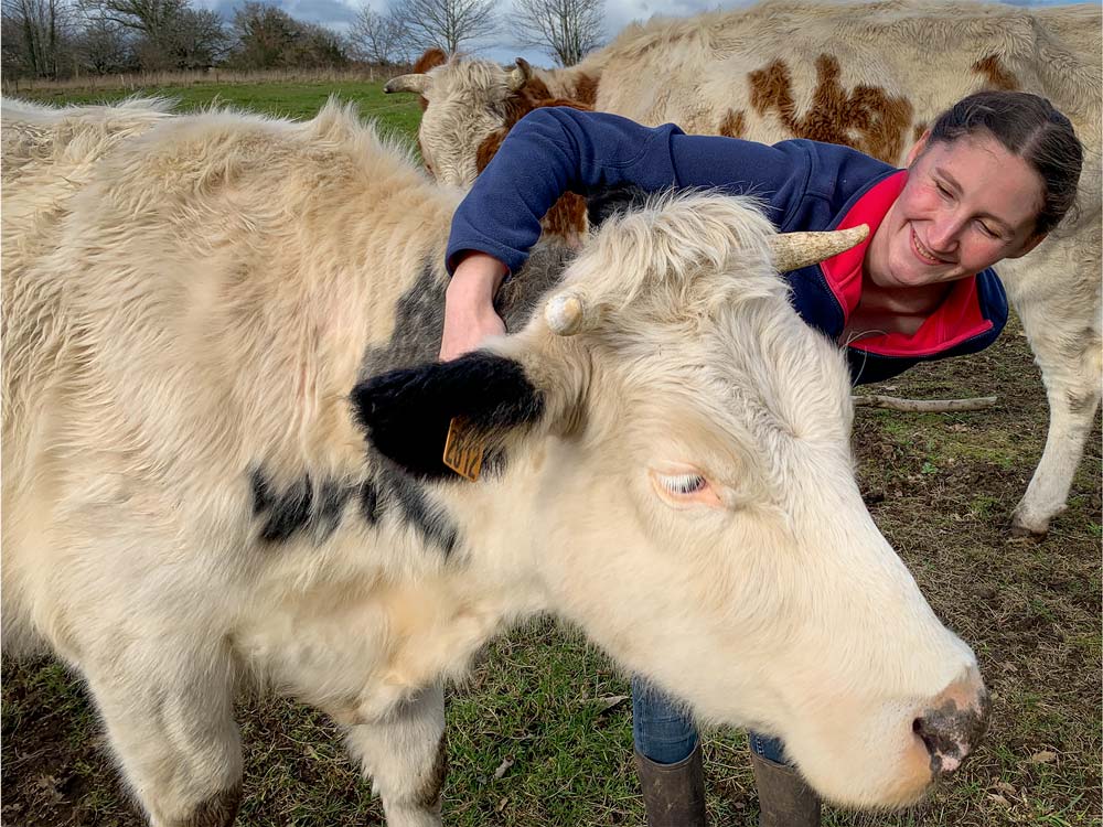 roxane kahlat podcast paysan breton salariée agricole - Illustration Non-issue du milieu agricole, elle devient salariée en exploitation laitière