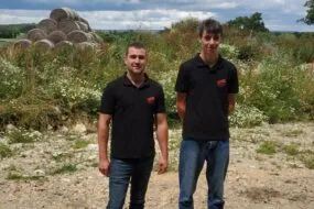 Deux agriculteurs