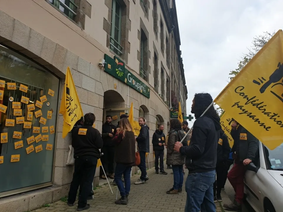 Manifestation de la confédération paysanne - Illustration « Un changement de cap s&rsquo;impose »