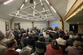 Les participants de la réunion loup