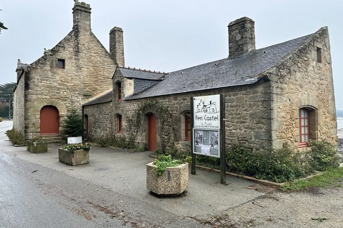 Le moulin de Pen Castel à Arzon - Illustration Moulin de Pen Castel : Une histoire rythmée par les marées