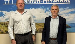 Sébastien Blot et Jean-Luc Cade, responsable de la coopértaive Garun-Paysanne.