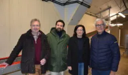De g. à dr. : Marc-Henry et Jean-Marc Philippe, dirigeants de CDPO ; Évelyne et Didier Carfantan, éleveurs.