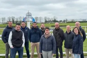Un groupe de personnes
