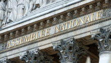 La façade de l'assemblée nationale