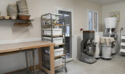 Vue sur le laboratoire de fabrication du pain