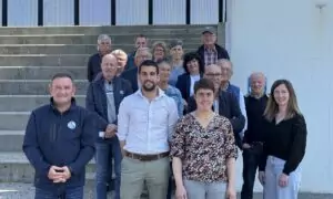 Un groupe de personnes.