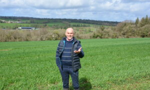 Joseph Niguinen, habitant du Centre-Bretagne