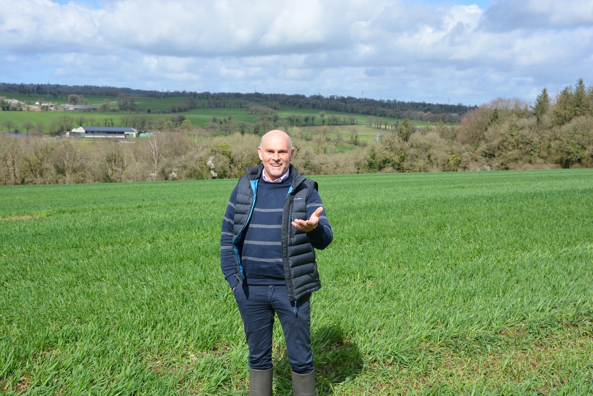 Joseph Niguinen, habitant du Centre-Bretagne - Illustration Un autre genre d’investisseur