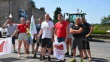 Un groupe de syndicalistes
