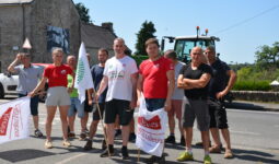 Un groupe de syndicalistes