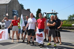 Un groupe de syndicalistes