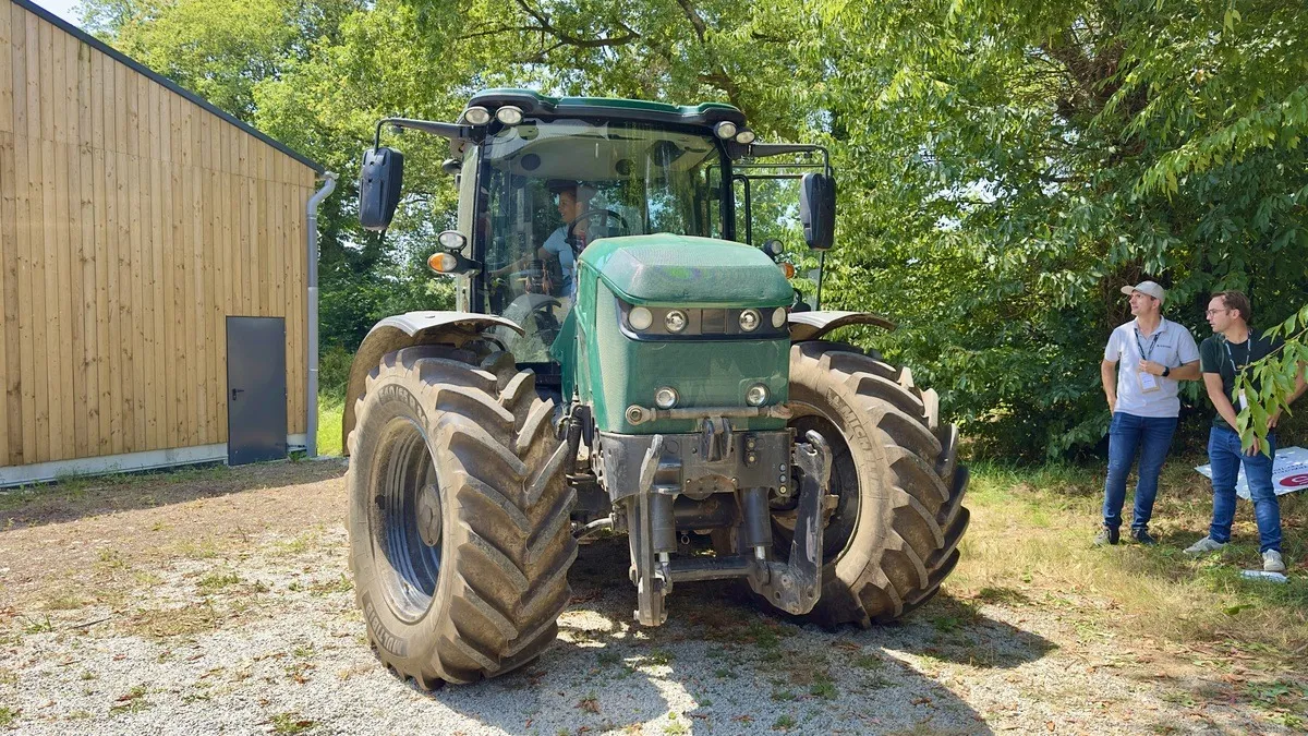 Tracteur Seederal - Illustration « L’électrique tire autant que le thermique »