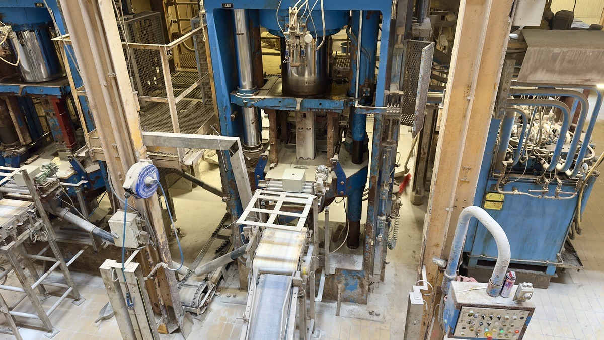 presse hydraulique Timac Agro - Illustration Une usine qui innove depuis 40 ans