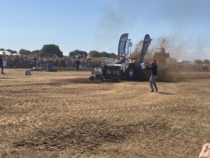Un tracteur pulling
