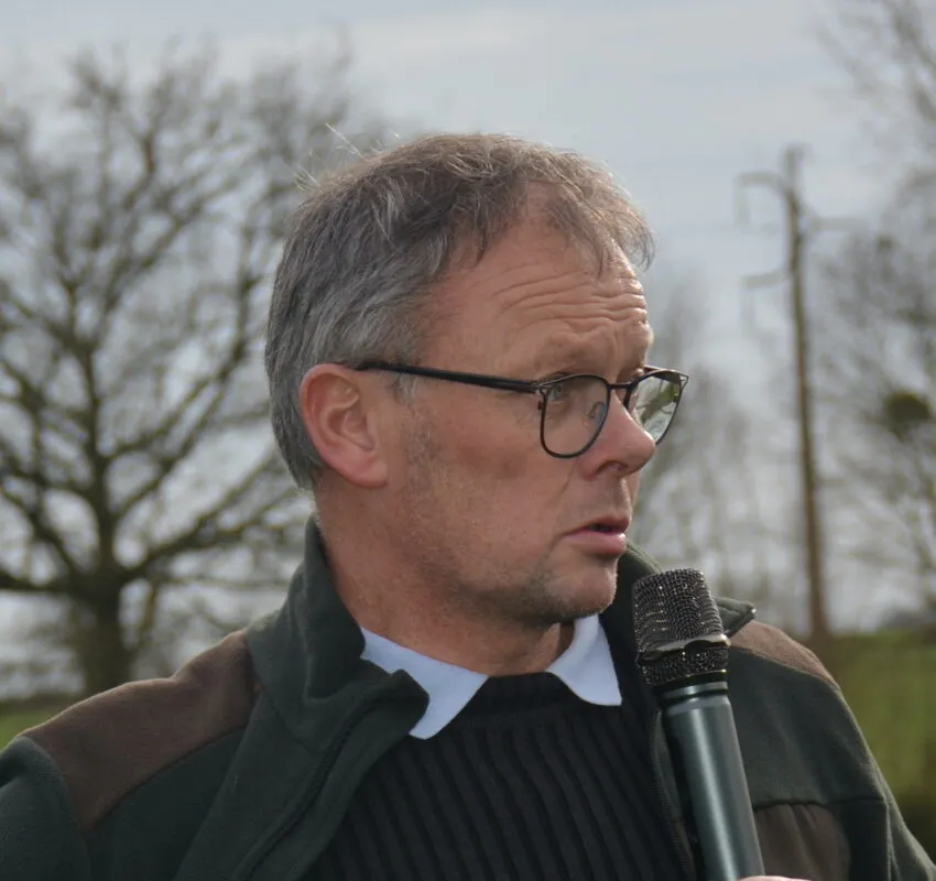 Dominique Aubry, éleveur à La Chapelle Craonnaise (53)