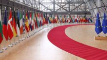 tapis rouge à l'arrivée des députés à la Commission européenne