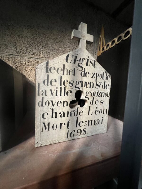 Détail à Saint-
Pol-de-Léon.