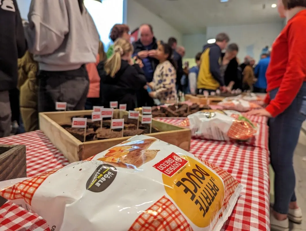 À chaque match, les dégustations proposées au public rencontrent toujours un franc succès !