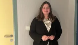 Une jeune femme