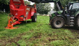 chantier d'épandage de fumier