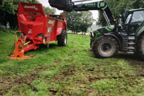 chantier d'épandage de fumier